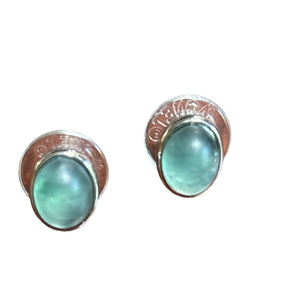 Monet Green Oval Stone (Glass?) Earrings & Necklace Set In Silver Tone - Picture 2 of 7